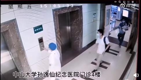 帥！廣州醫(yī)生抱患者1分鐘跑下4層樓送急救